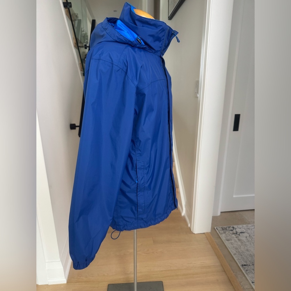 The North Face Resolve 2 Waterproof Hooded Jacket – Blue – Men’s M (2016) - Picture 2 of 11